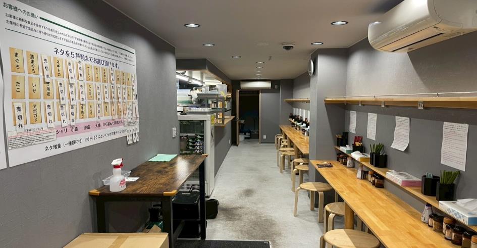 【造作代値下げしました！400→250万円】【葛飾区】新小岩駅徒歩15分／内装美麗／1階路面／ラーメン店居抜き物件／約13.2坪